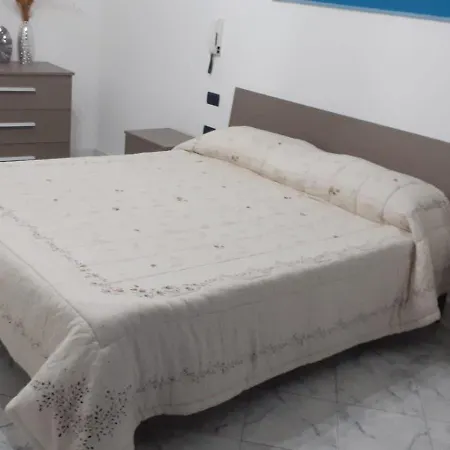 Cià Evelina SantʼAntìoco